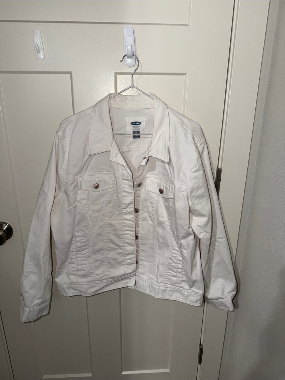 Old Navy White Denim Jacket with Button FrontMS5